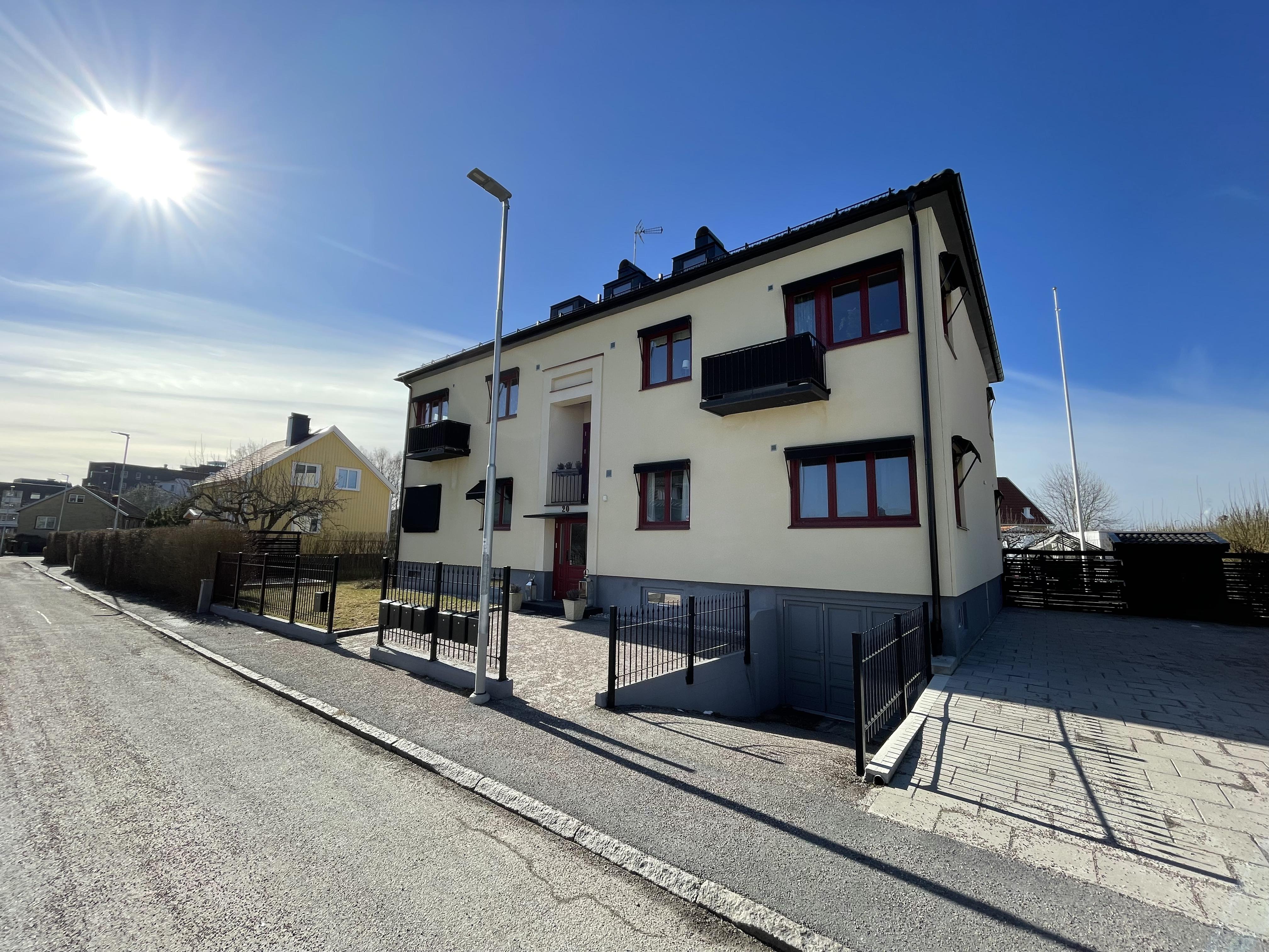 Fältvägen 20, Örebro – bild 1